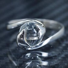 size 9, vintage sterling silver 925 handmade dolphin ring with clear bead