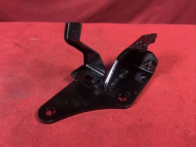 1984-1986 Nissan 300ZX Z31 Fuel Injector Rail Cooling Fan Mount