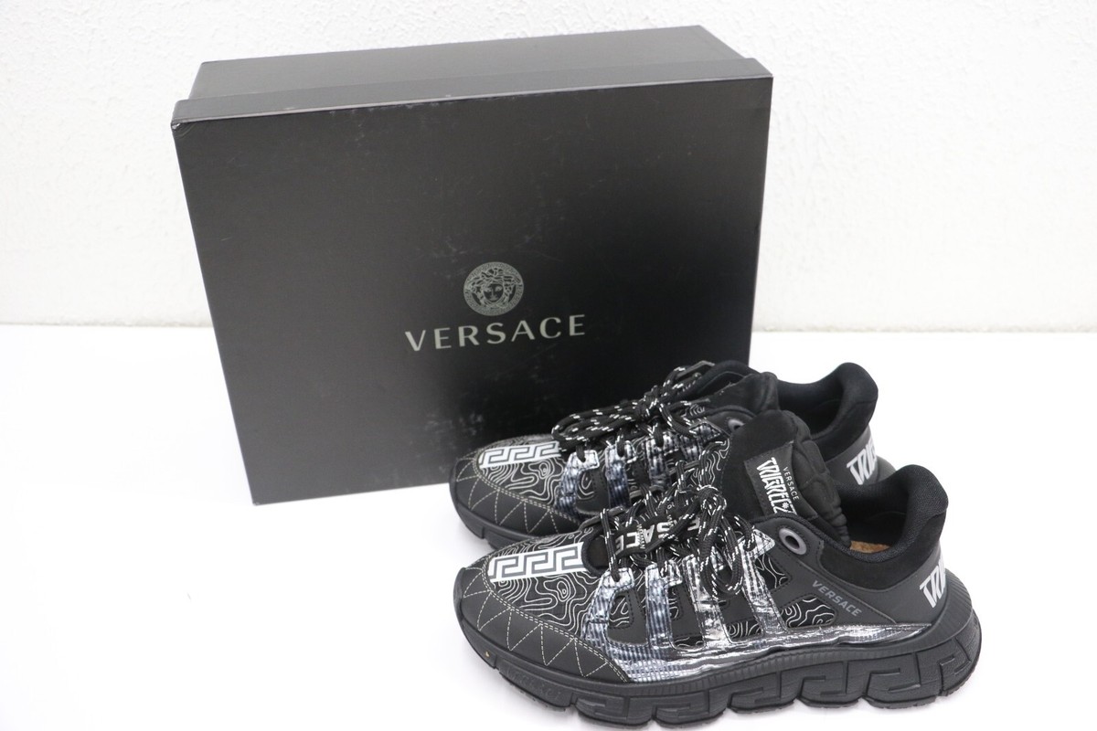 Versace Trigreca Low-Top Black Sneakers Men display picture 1