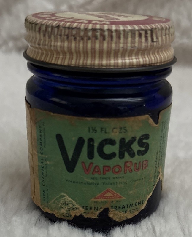 Vintage 1950s Vicks VapoRub Jar And Lid Cobalt Blue 1.5oz.