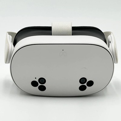 Meta Quest 3S 128GB Standalone All-in-One VR Headset P97