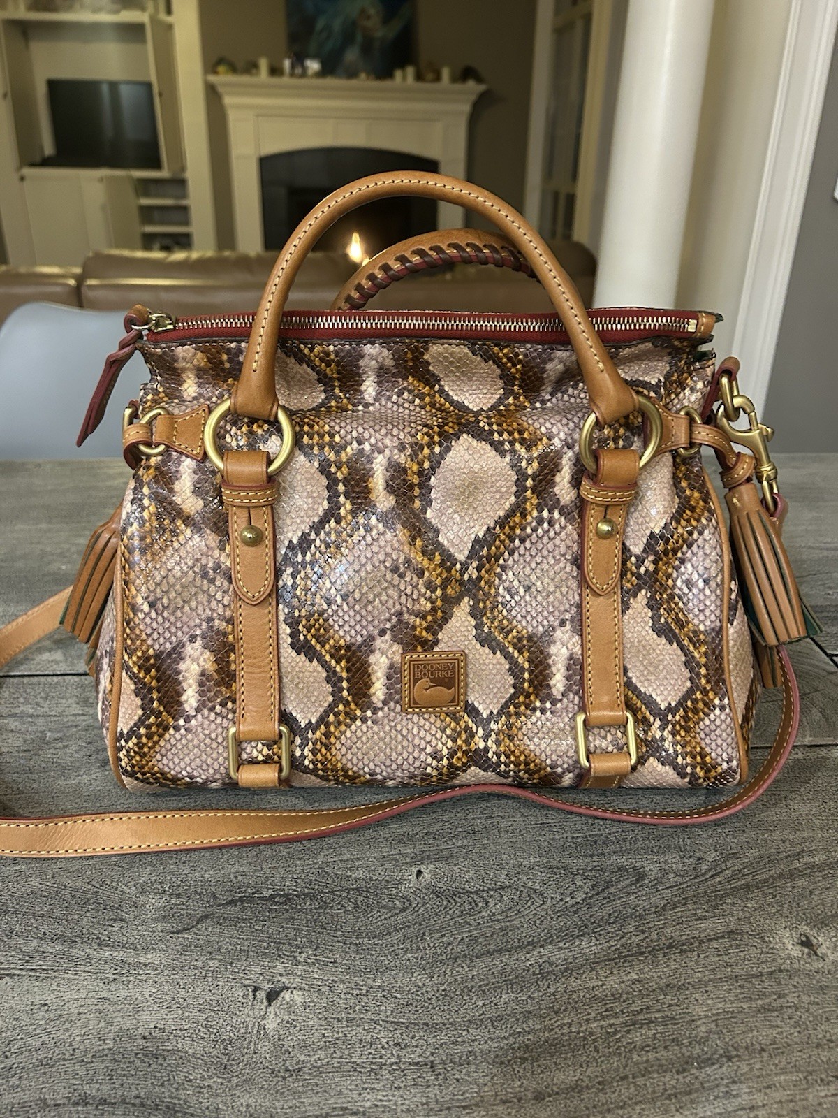 🧡🤎Dooney & Bourke Python Embossed Florentine Sa… - image 2