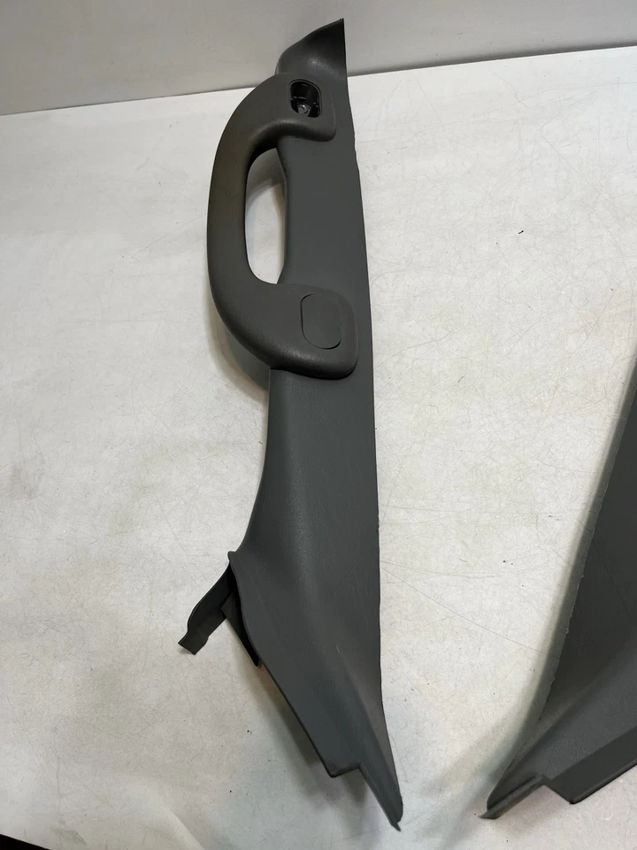 99-04 F250 F350 A Pillar Trim Cover Panels Handles Driver Passenger Gray OEM — 第 2/4 张图片