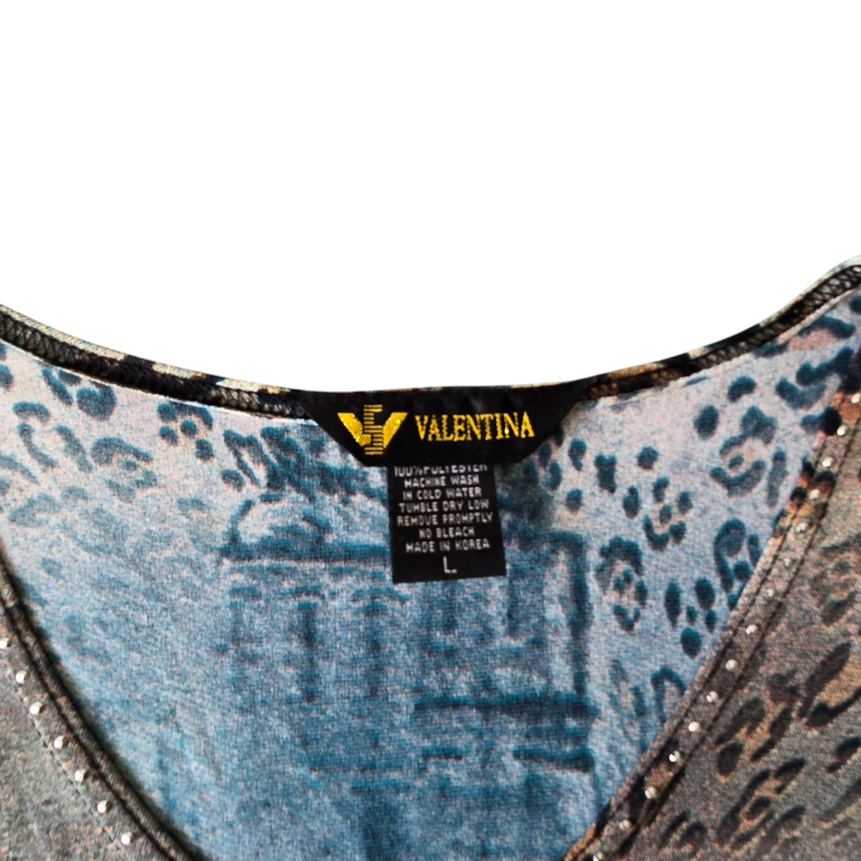 Camisa para mujer Valentina gráfica dama en París pedrería leopardo talla grande Foto 2 de 4