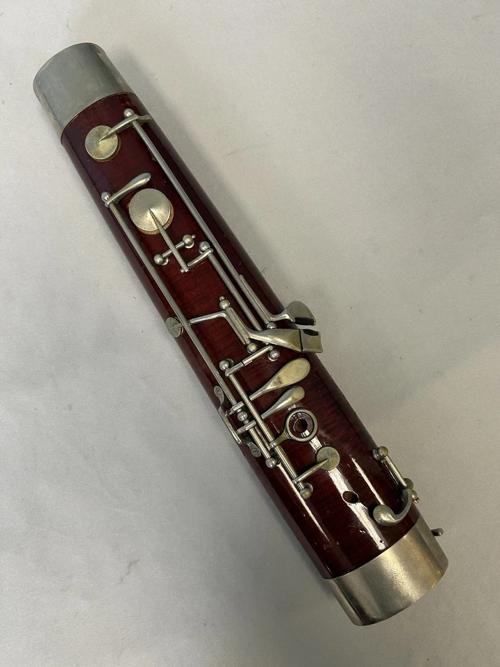 EARLY SCHREIBER MODEL 5014 MAPLE WOOD BASSOON + FOX BOCAL + CASE - Image 2 of 4