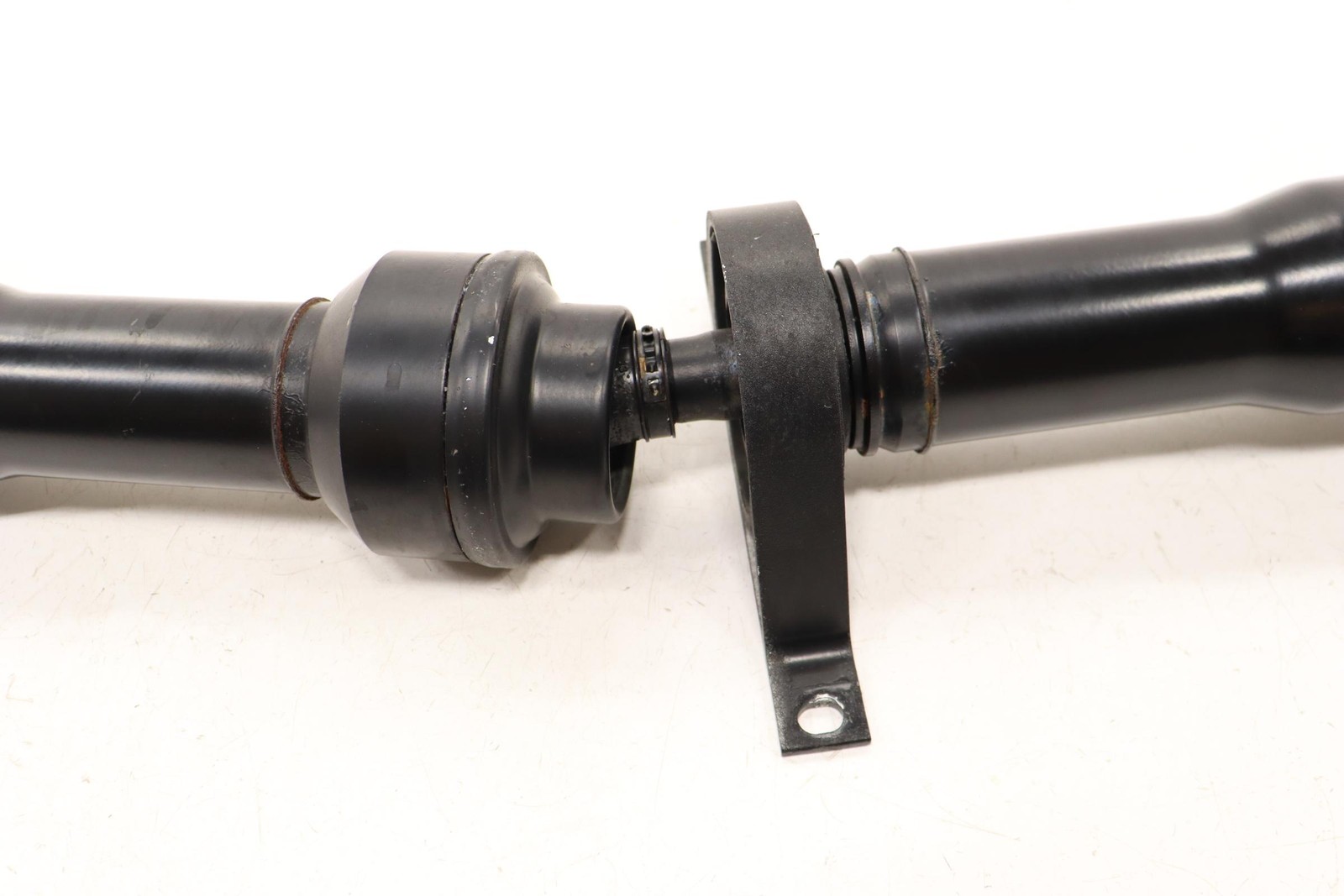 2014 - 2024 MASERATI GHIBLI 3.0L AWD REAR DRIVE SHAFT DRIVESHAFT OEM 06701006400