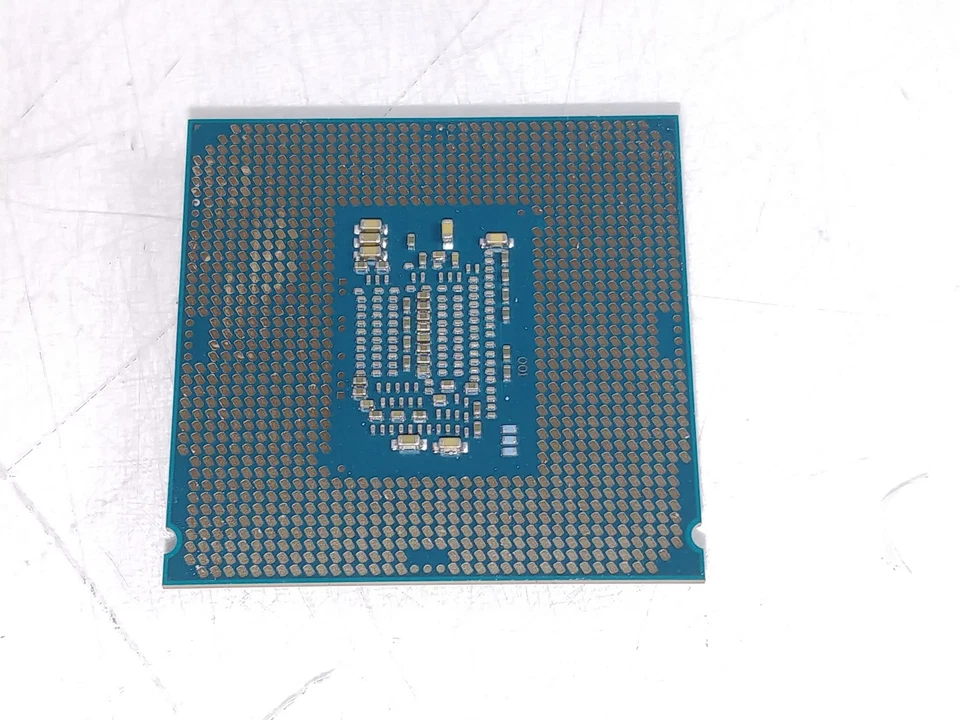 Intel Xeon E3-1220 v5  LGA 1151 3.0GHz Server CPU Processor SR2LG - Image 2 of 4