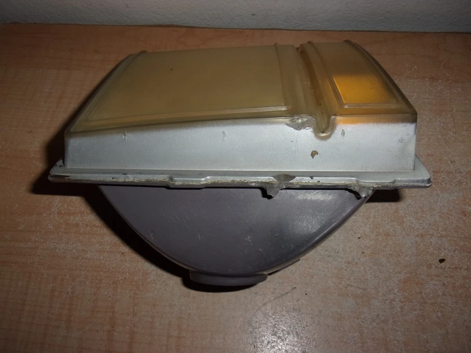 1976 77 78 1979 Cadillac Seville Right Passenger Corner Marker Turn Light READ - Image 3 of 4