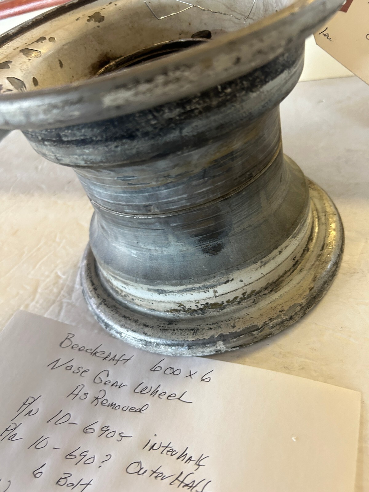 Goodyear Aircraft Wheel Assembly 10-898 Size 600B