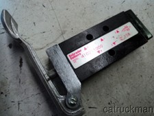 Unused Schrader Bellows 410211000 Lever Actuated Vlave