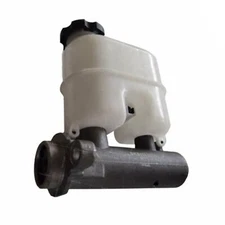 Brake Master Cylinder For 03-07 Chevy Silverado GMC Sierra 1500 2500 18047512