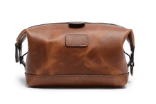 New KORCHMAR Ryder L1217 Top Zip Leather Toilet Dopp Kit $175