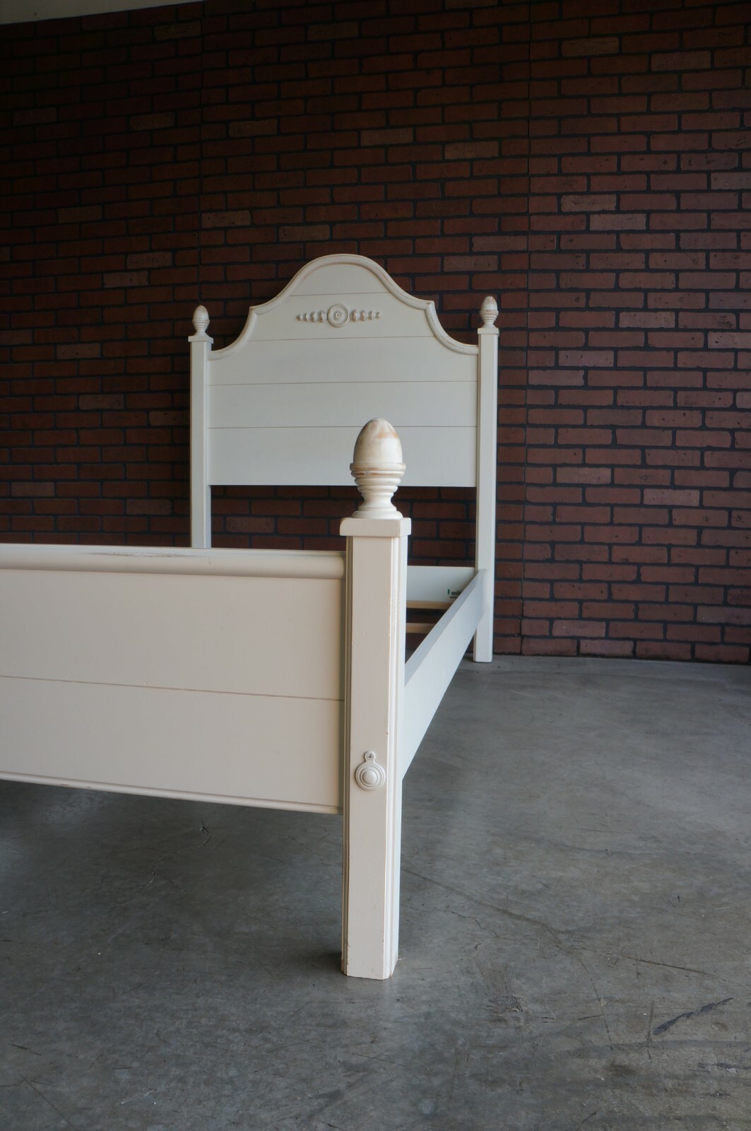 Twin Bed Frame ~ French Farmhouse Bed ~ Country Cottage Bed by Ethan Allen - Picture 5 of 7