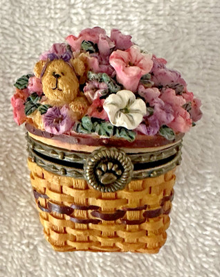 Boyds Bears Uncle Beans May Treasure Box Longaberger Mini Petunia Basket Bear
