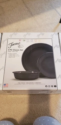 Fiesta Classic 3 Pc Place Setting New in Open Box Slate 1494 339