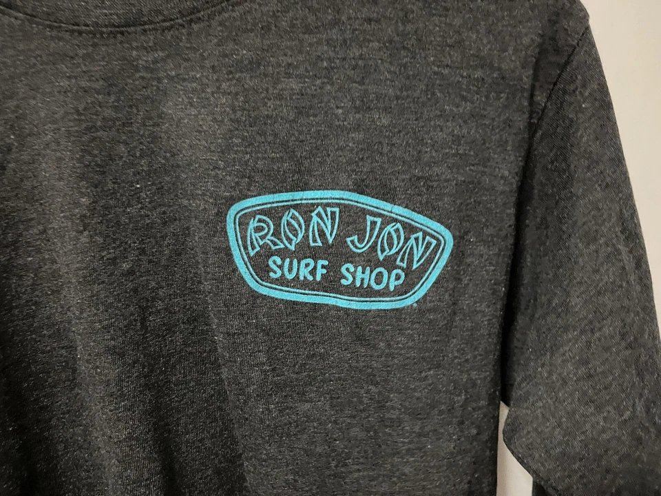 Camiseta Ron Jon Surfboards Única en su Tipo Cocoa Beach FL Envejecida Para Hombre Pequeña Foto 3 de 4