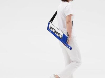 Yamaha SHS-300bu Digital Shoulder 37Key MIDI Synthesizer Keytar