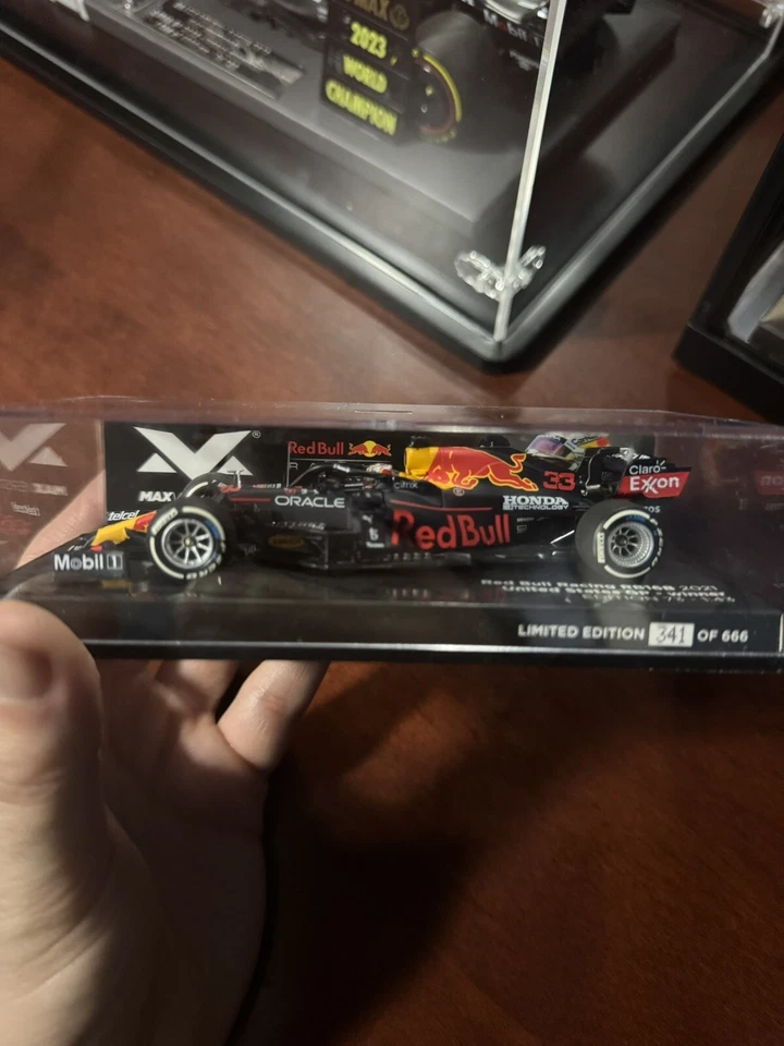 RARE Verstappen RB16B 2021 US GP Acura Livery 1:43 Minichamps - Image 2 of 4
