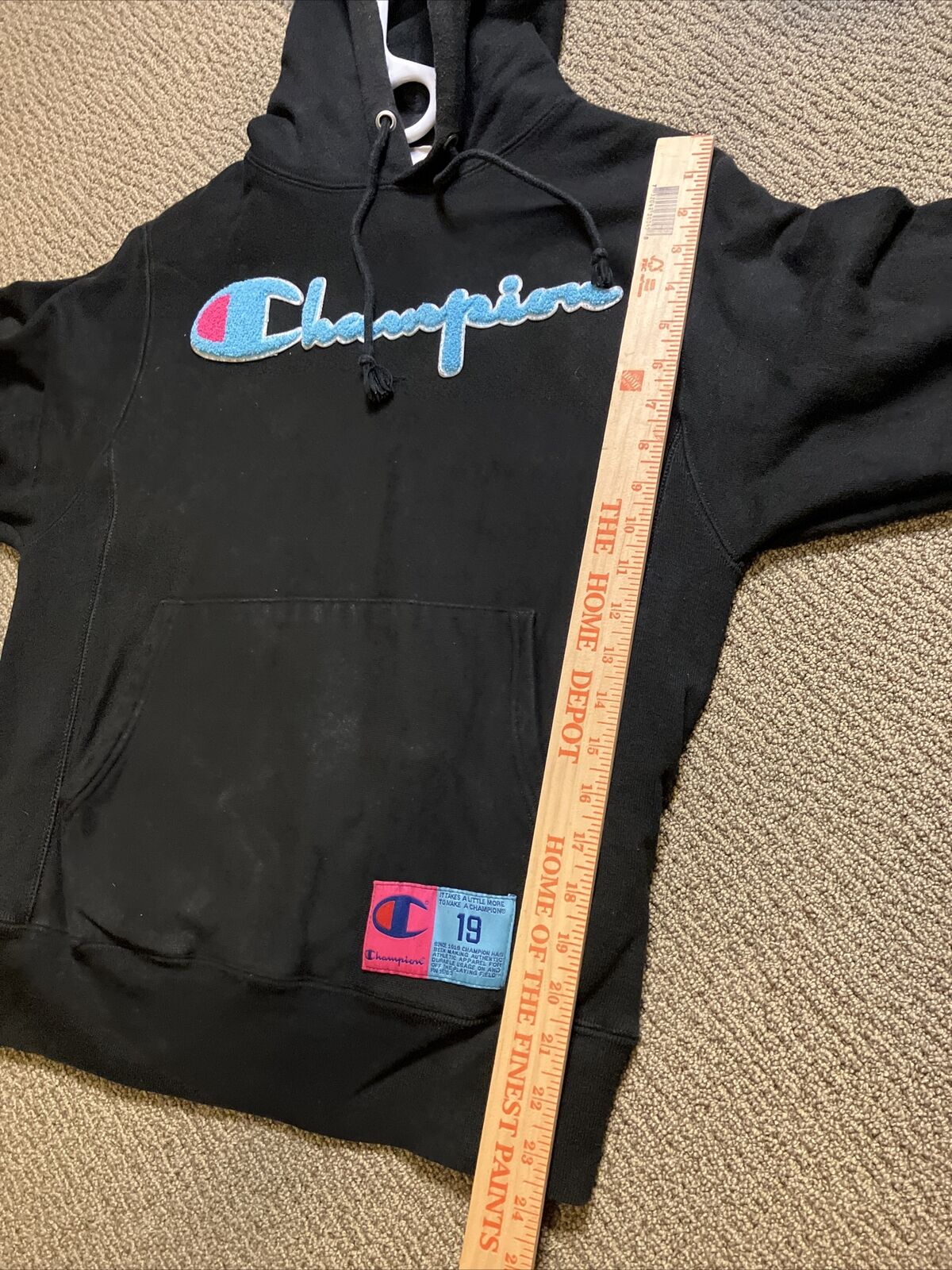 CHAMPION Reverse Weave Embossed Black/Pink/Blue #19 Pullover
