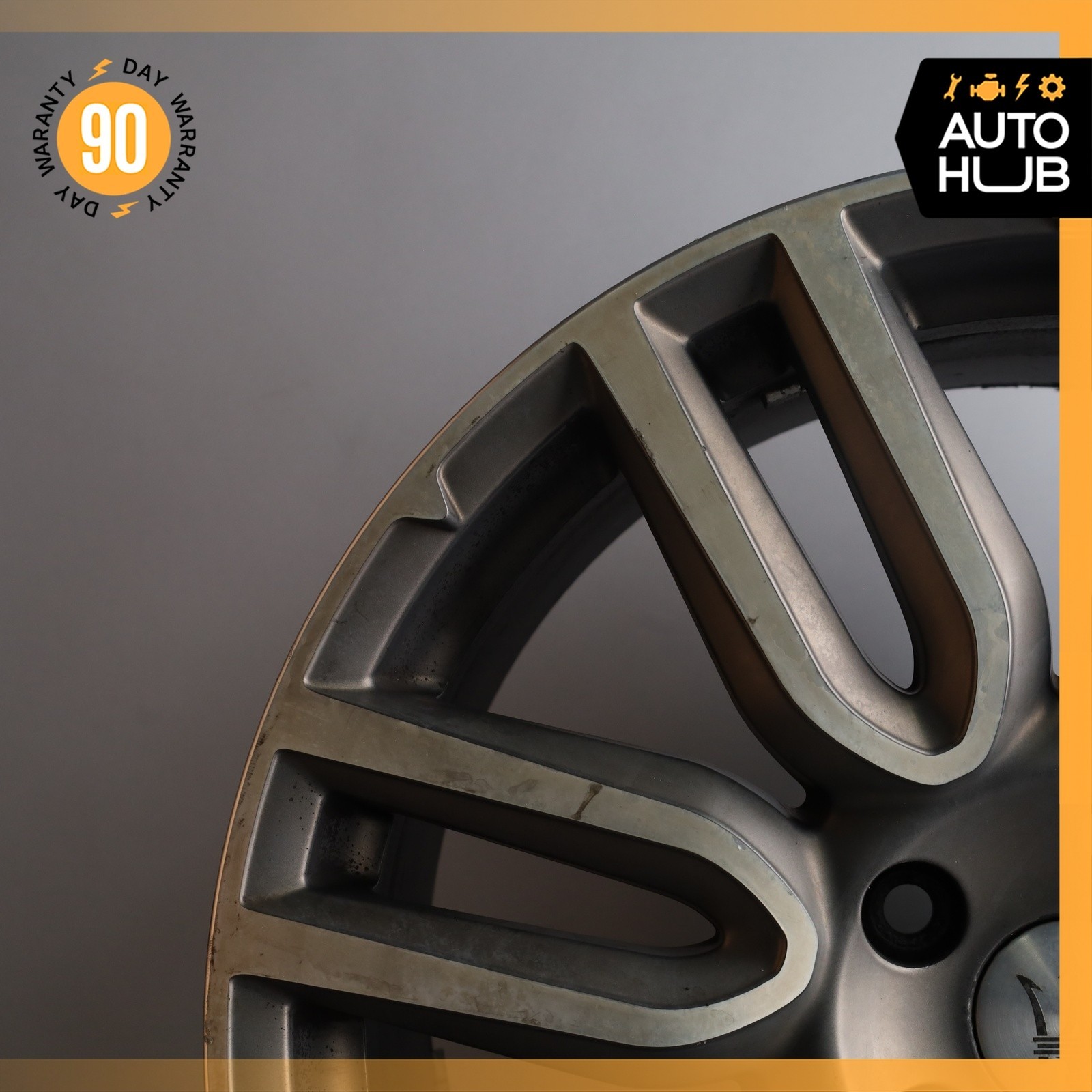 Maserati Quattroporte M156 S Q4 8.5 x 19 19" Front Wheel Rim 670010628 OEM