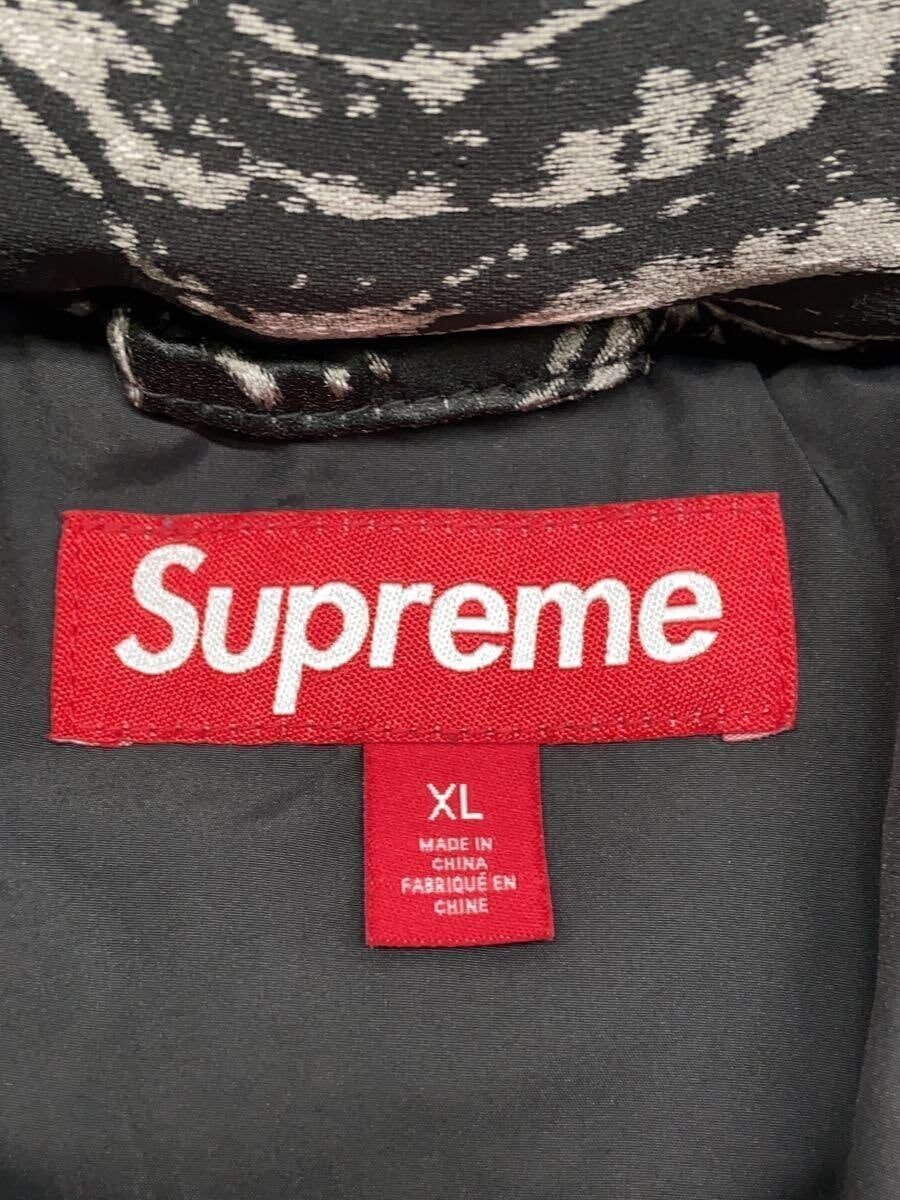 Supreme Down Jacket 23AW H.R. Giger Jacquard Puffer XL Supreme Down Jacket 23AW H.R. Giger Jacquard Puffer XL