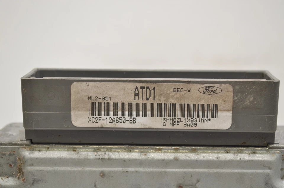 1999 Ford E-150 Econoline XC2F-12A650-BB Engine Control Module Unit Ecm D54 045 - Image 3 of 4