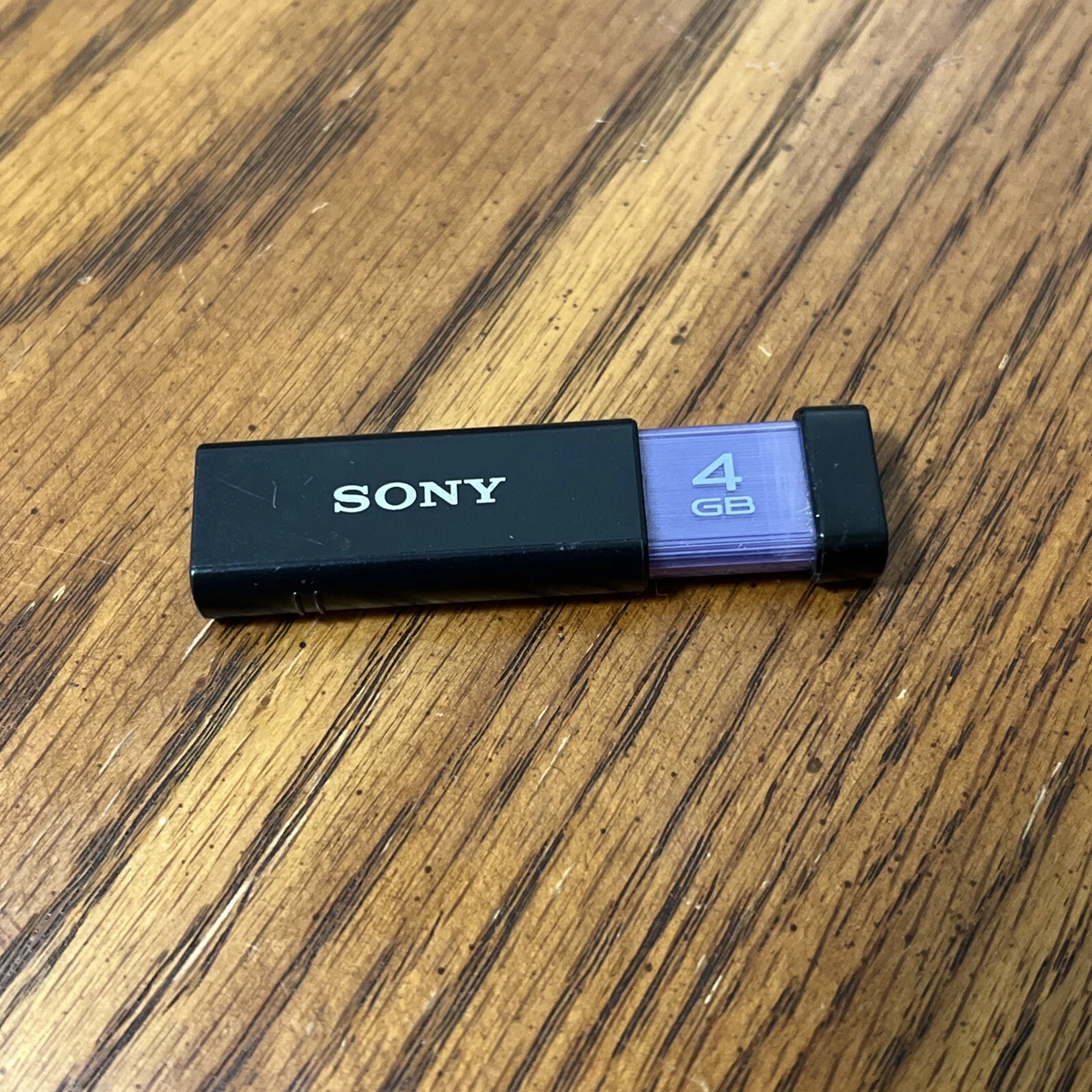 Sony 4GB USB 2.0 Flash Drive Microvault Windows MAC