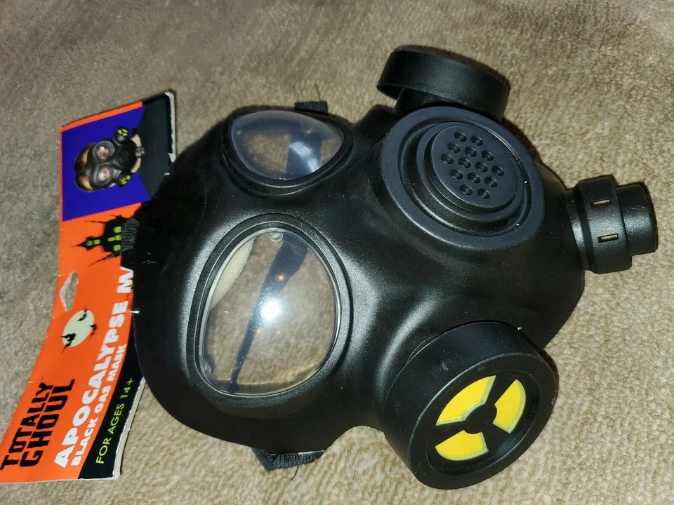 Brand New Totally Ghoul Apocalypse Man Mask - Image 3 of 4