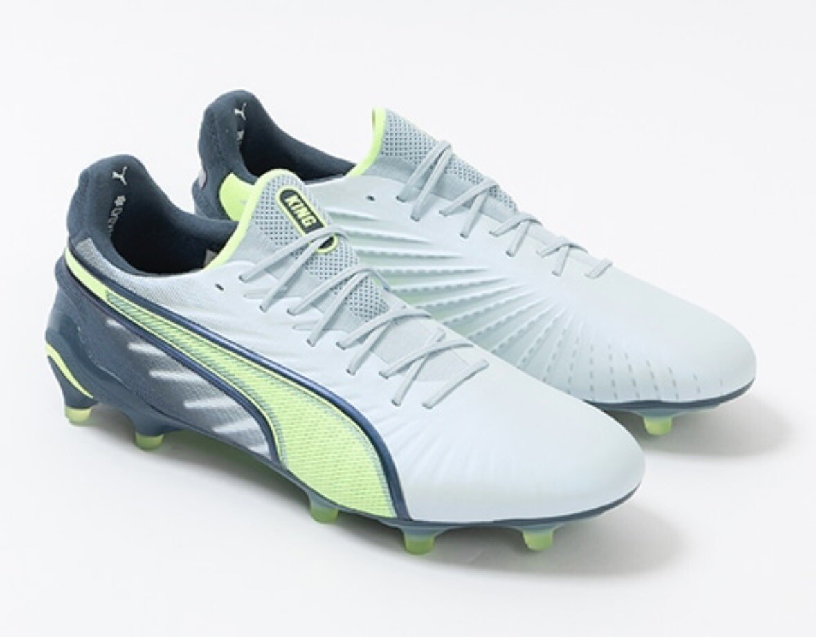 ハッシー PUMA King Ultimate FG Soccer Cleats | Lights Out Pack