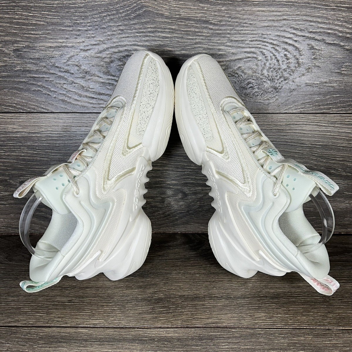 nike cosmic unity cream