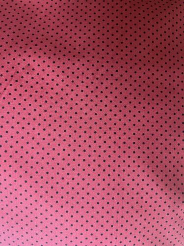 Burgundy Red & Black Polka Dot Cotton Dress Fabric 150 cms Wide  REMNANT 1.4 m - Afbeelding 1 van 7