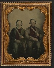 Unidentified Confederate Soldiers 1861-1865 Non-Regulation Uniforms Pistols