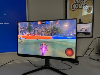 27'' FHD monitor with IPS panel, 240Hz refresh and 1ms response time G4 Odyssey