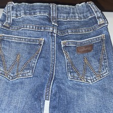 Wrangler Retro Slim Straight Jeans Boy Size 4 Regular Straight Medium Wash Denim