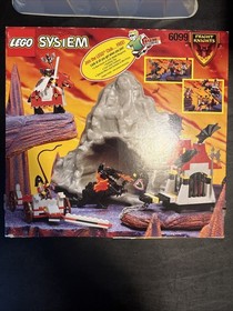 LEGO Dragon Cave Baseplate ONLY From Fright Knights Traitor Transport 6047 6099
