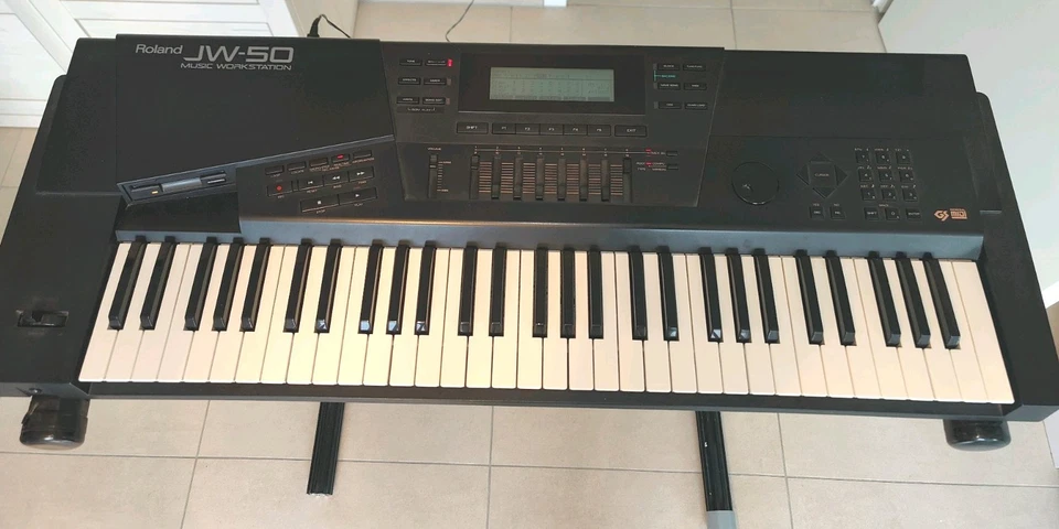 Music Workstation Roland JW-50 Keyboard Synthesizer 61 Tasten 24 Stimmig Musik - Bild 3 von 4