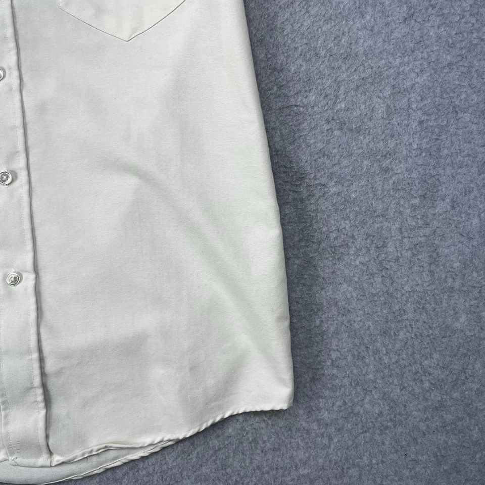 Vintage Gant Shirt Mens 15 Oxford Club Half Sleeve Cream USA Short Sleeve - Image 4 of 4