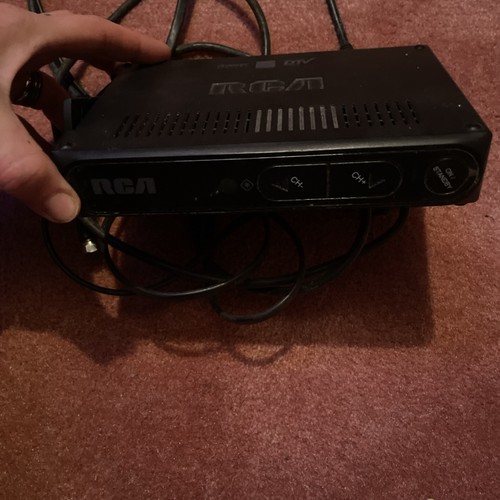 Convertisseur TV RCA DTA800B1 – Boîtier DTV Signal Numérique/analogique (Occasion)