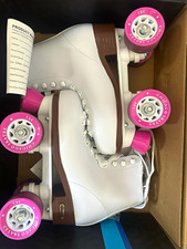 Chicago Skates Rink Skates Model CRS301 MPN CRS301 Size 6: ONLY worn once