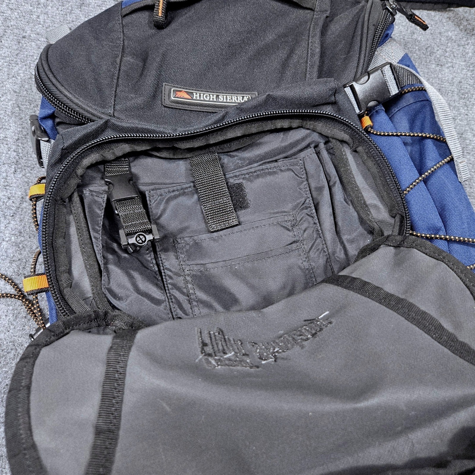 Microsoft Flight Simulator Backpack High Sierra D… - image 8