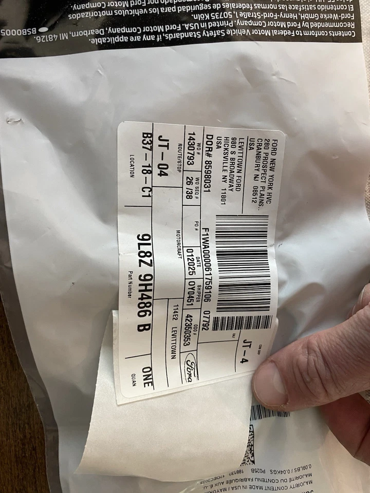 Modelo de tampa de válvula # 9L8Z-6582-D modelo de junta coletora # 9L8Z-9H486-B - Imagem 4 de 4