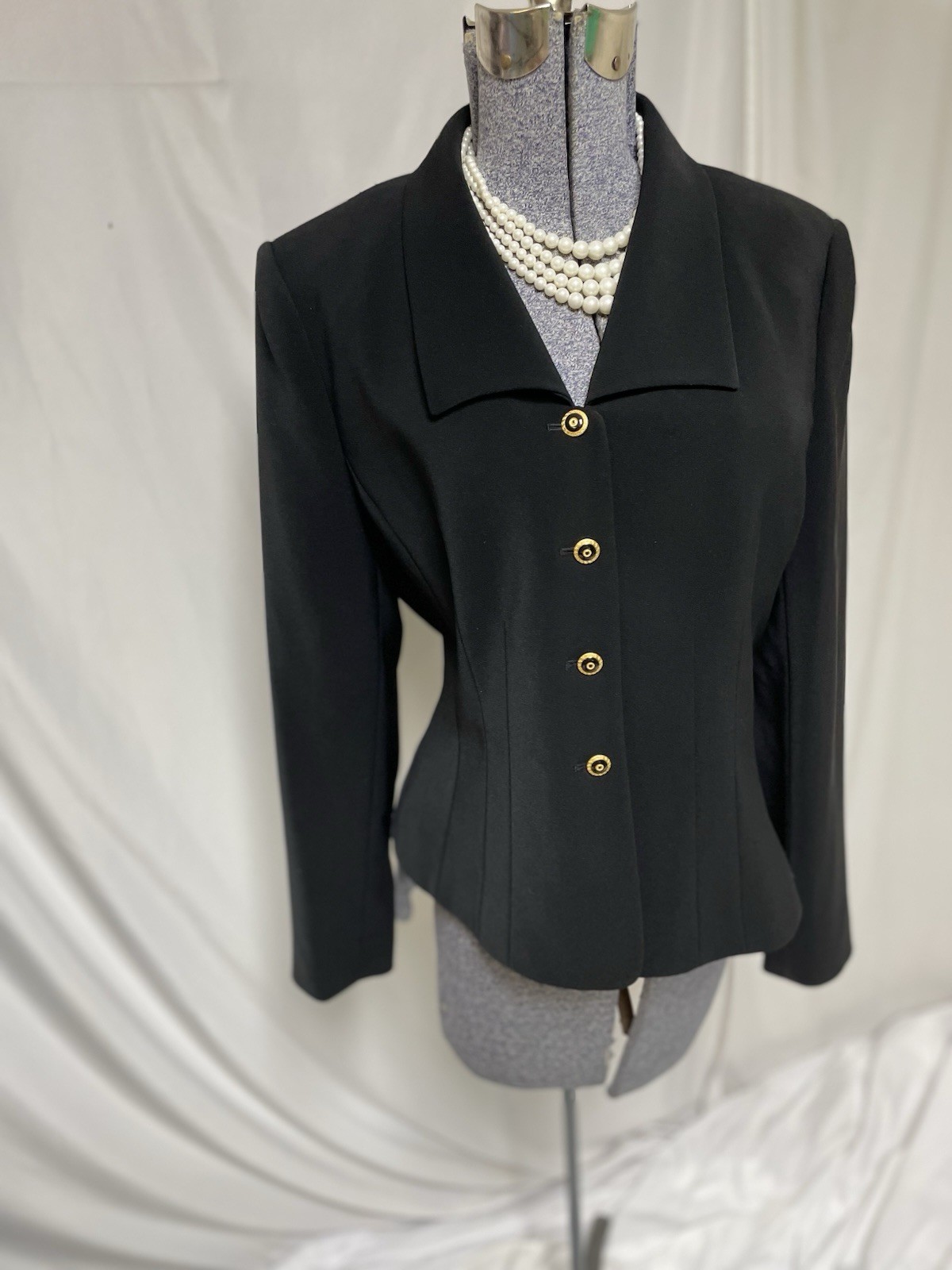 Le Suit Blazer Size 10 Black Suit Seperates Jacket Gold Tone Buttons Executive