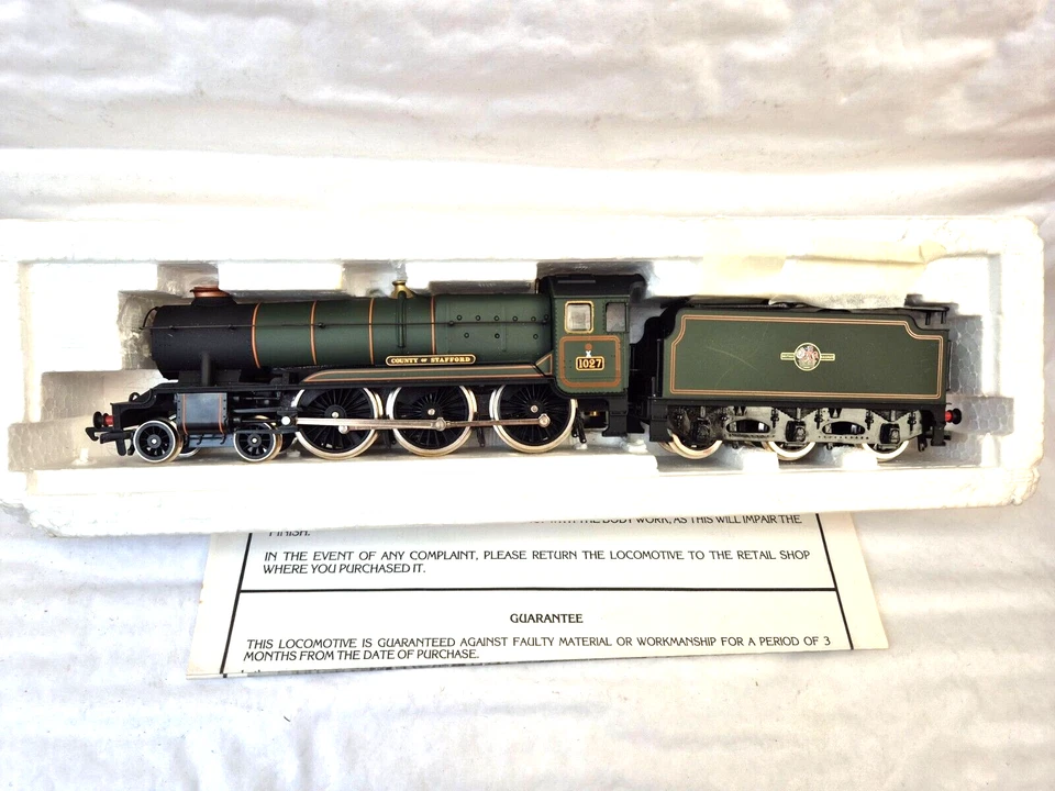 OO GAUGE DAPOL RAILWAYS D/4 4-6-0 COUNTY OF STAFFORD BR GREEN 1027 LOCOMOTIVE - Image 4 of 4