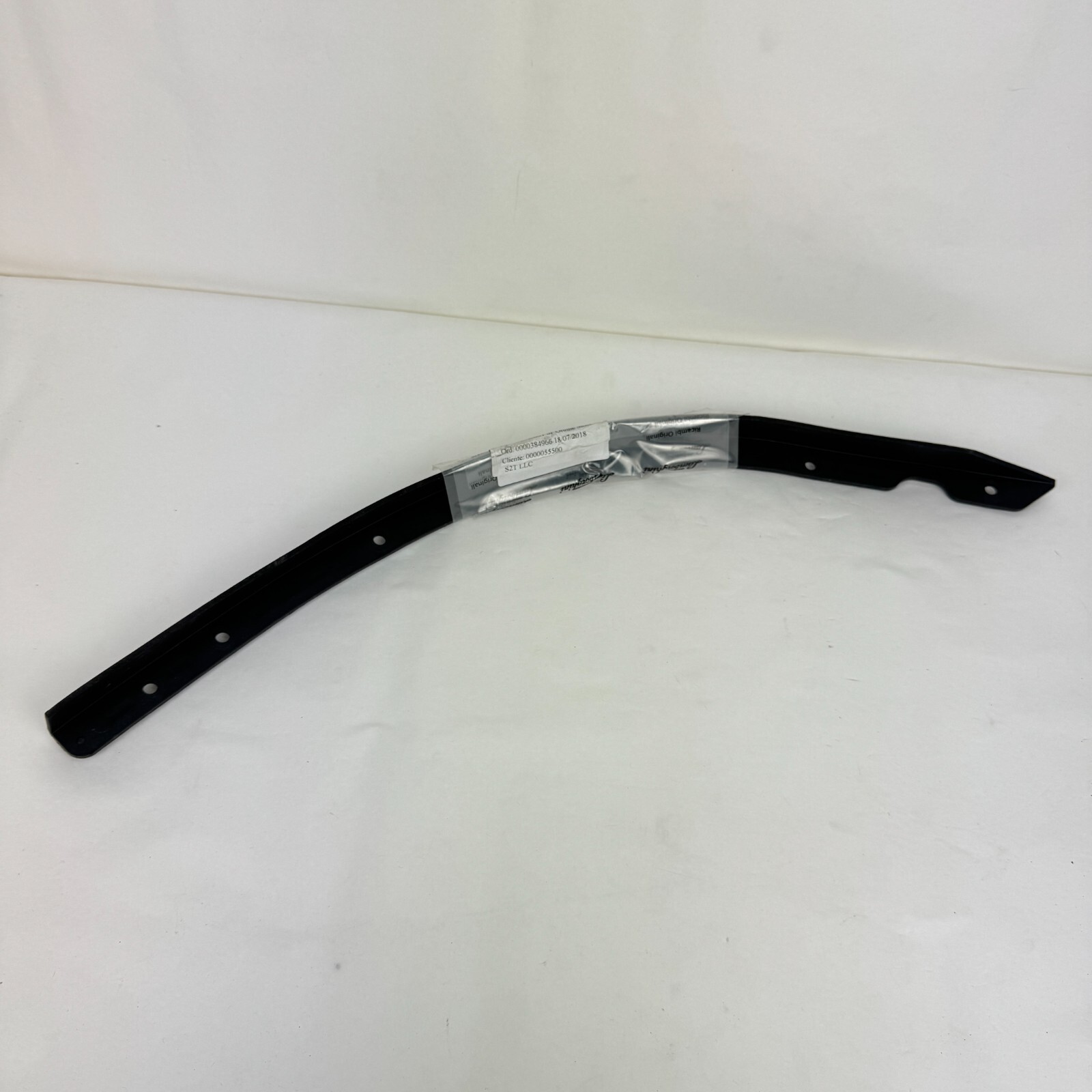 2017 2018 Lamborghini Centenario Front Left Bumper Spoiler Bracket 470825292A