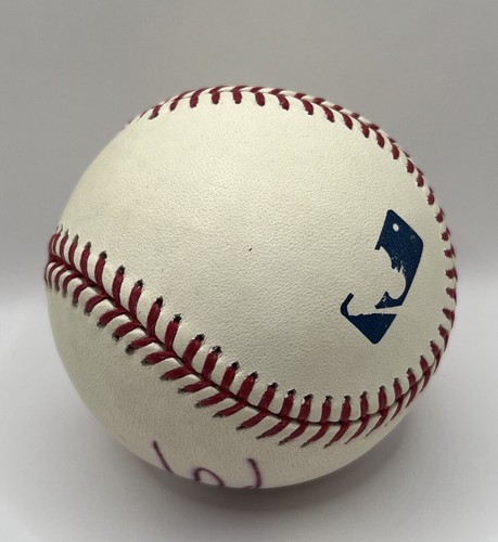 Kenny Chesney Signed Autographed OMLB Major League Baseball Beckett COA - Picture 7 of 8