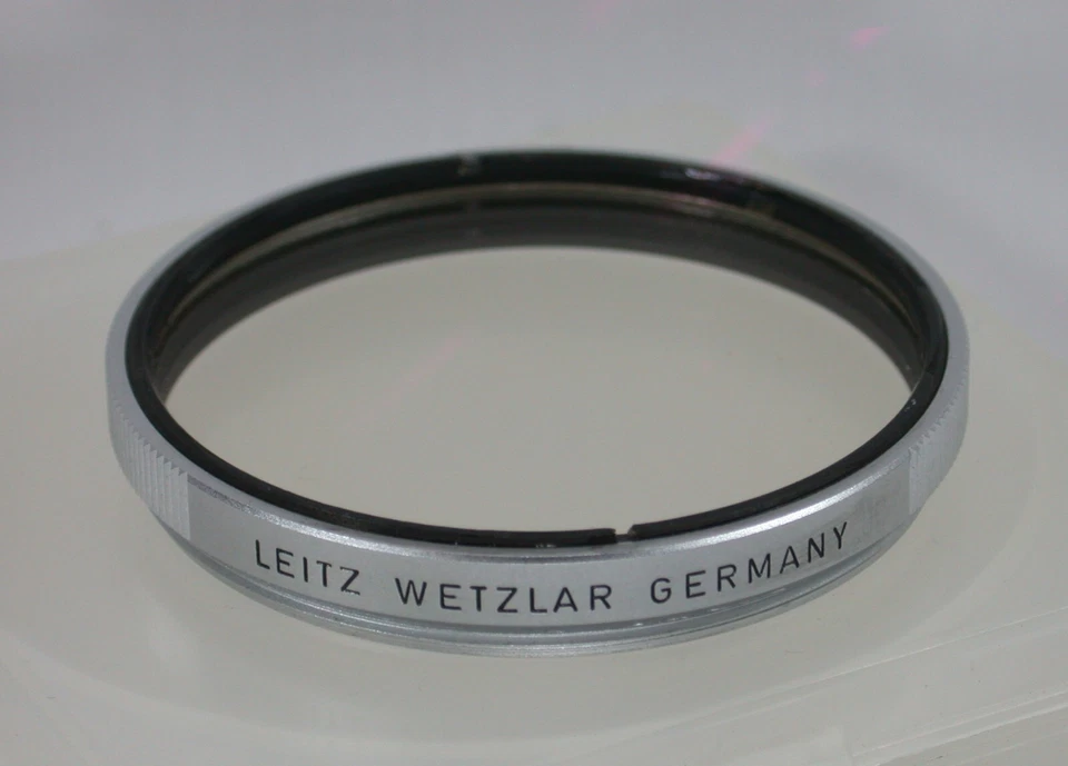 Leitz Leica E48 UVa POOFX / 13330  Screw-in Filter, Chrome + keeper & Box - Image 2 of 4