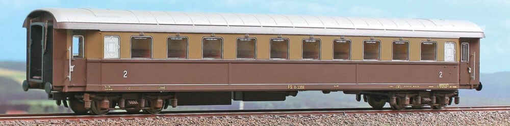 ACME 51112 Type '46 Chestnut/Isabella, 2nd Class, AM Type Trolleys