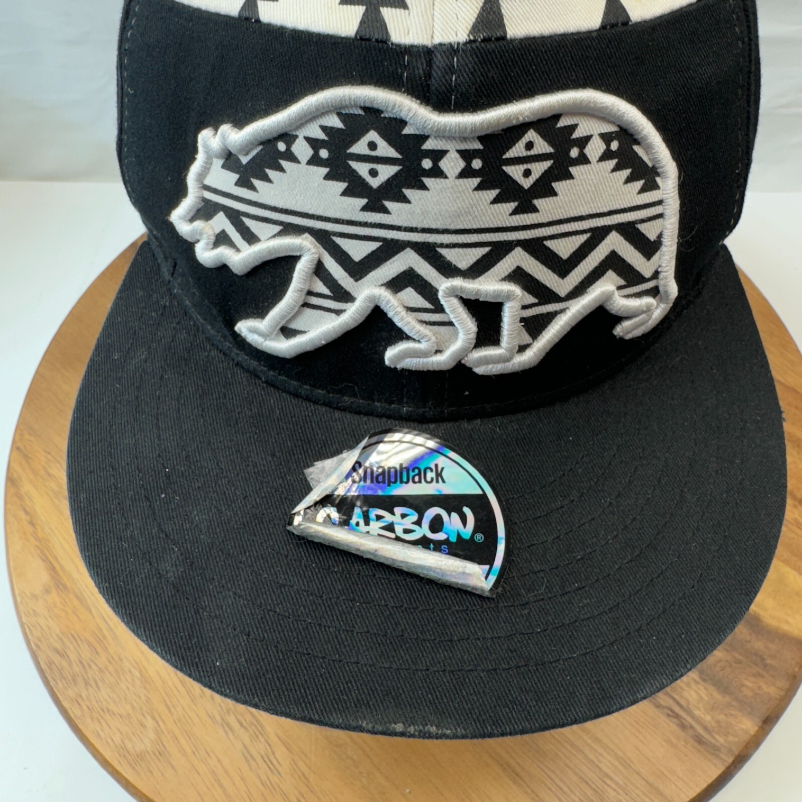 Carbon Elements Cali Bear Hat Cap Black-White Adj… - image 3