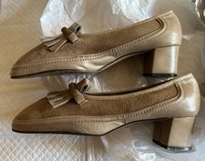 Vtg Women s Shoes Selby Fifth Avenue Pumps Size 6 Tasseled Tan Leather Suede