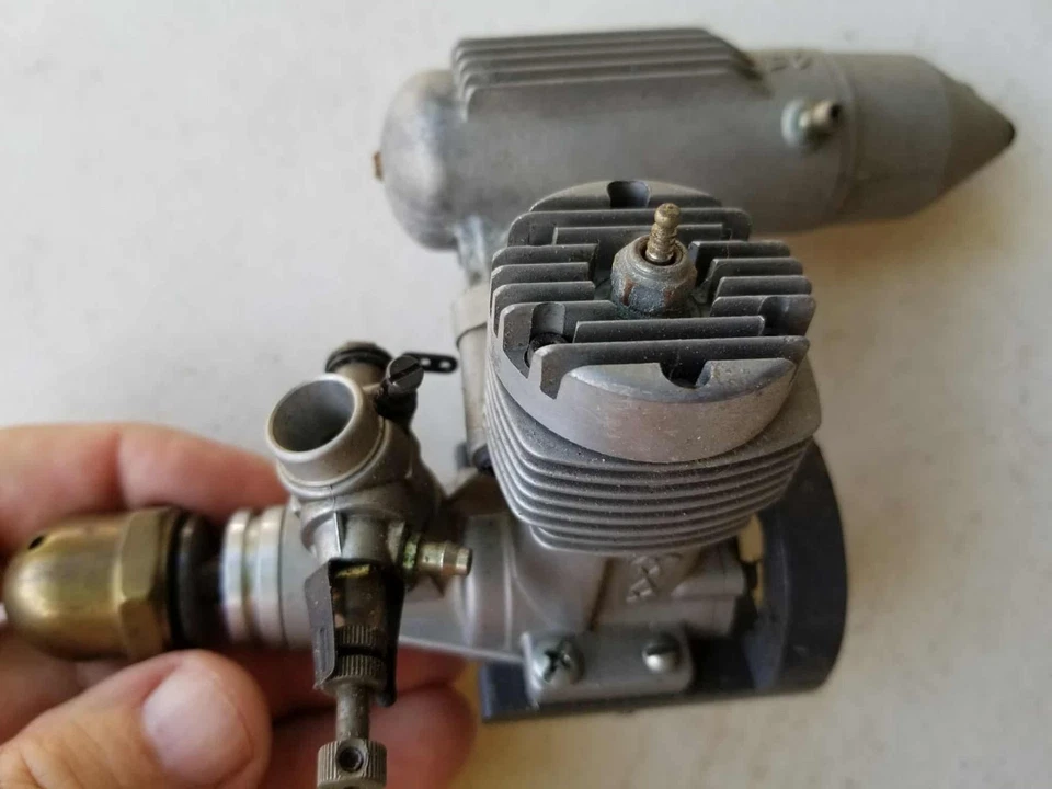 MOTOR DE AVIÓN OS MAX 32F, CARBURADOR, SILENCIADOR, MONTAJE. COMPLETO Foto 2 de 4